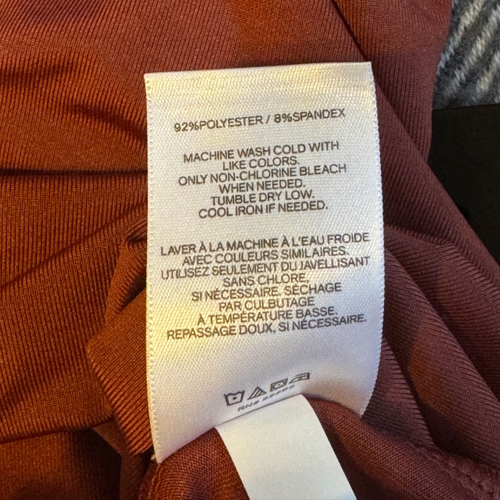 Express V-Neck Bodysuit NWT - Rust Red - Picture 4 of 4